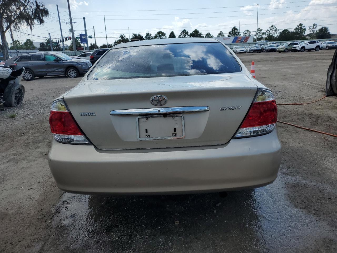 2005 Toyota Camry Le VIN: 4T1BE32K65U088008 Lot: 67515024
