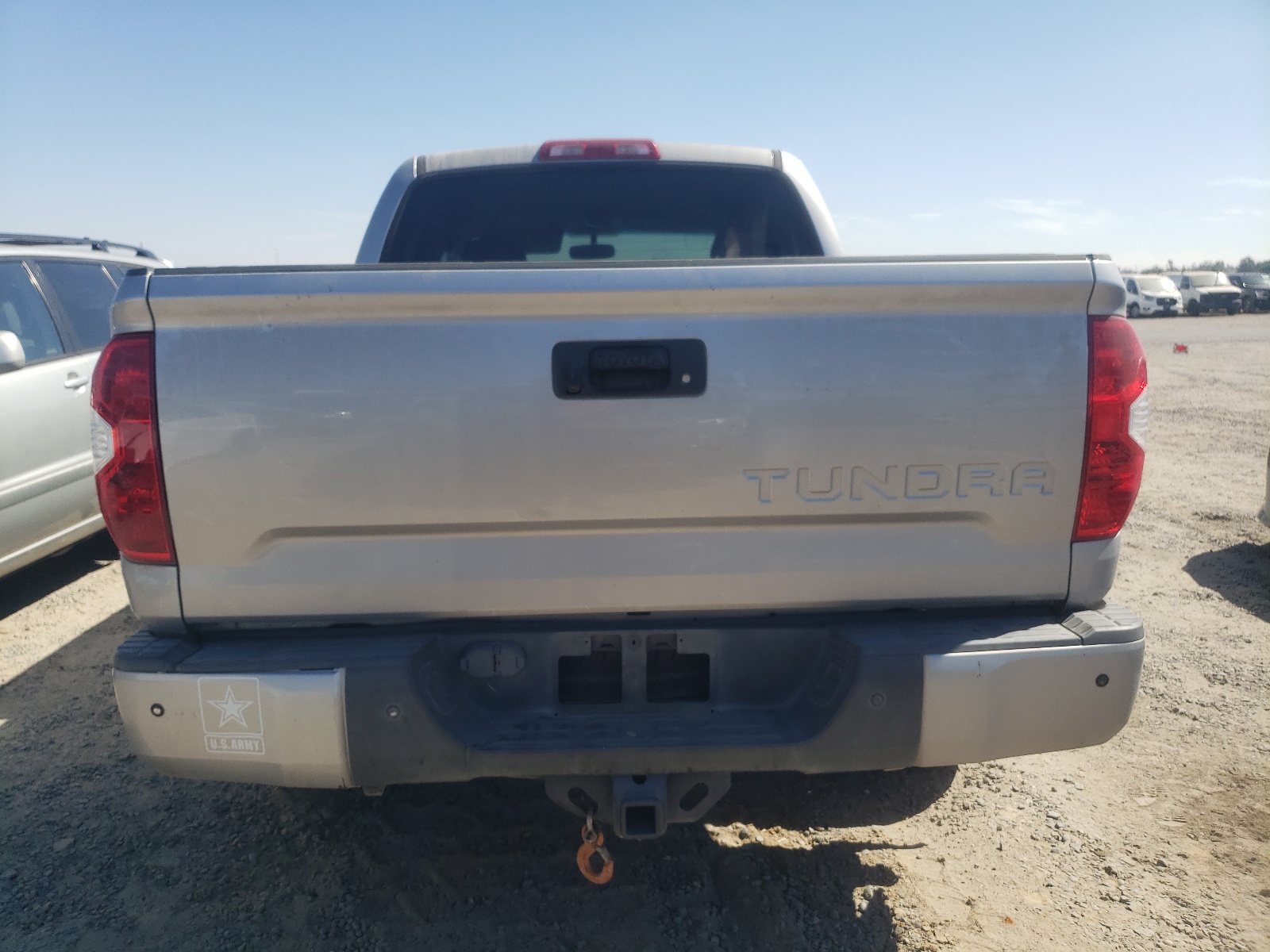 5TFFY5F14HX213598 2017 Toyota Tundra Crewmax Limited