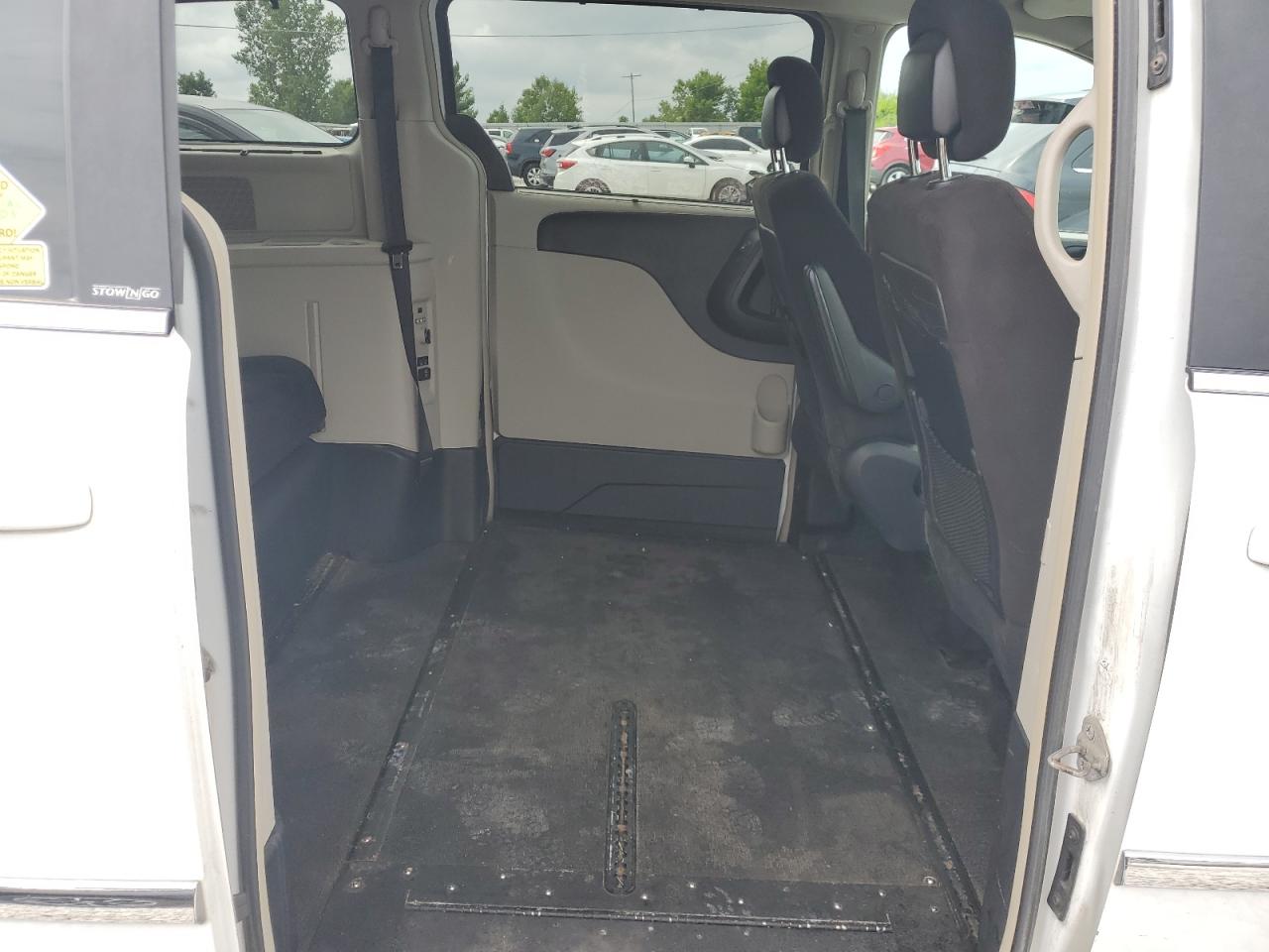 2014 Chrysler Town & Country Touring VIN: 2C4RC1BG4ER285927 Lot: 65954964