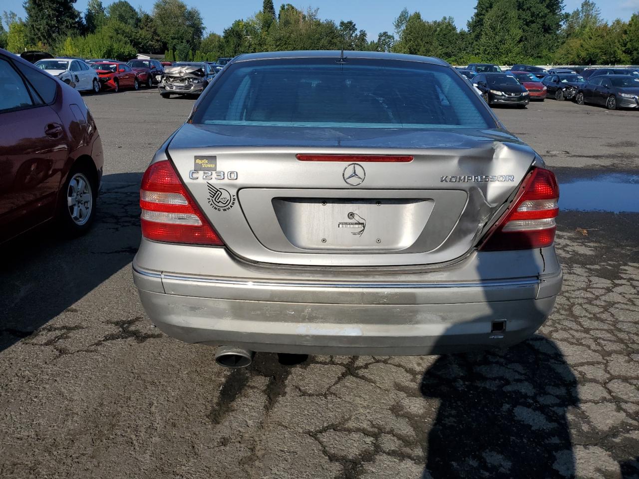 2005 Mercedes-Benz C 230K Sport Sedan VIN: WDBRF40J55F561920 Lot: 68529304