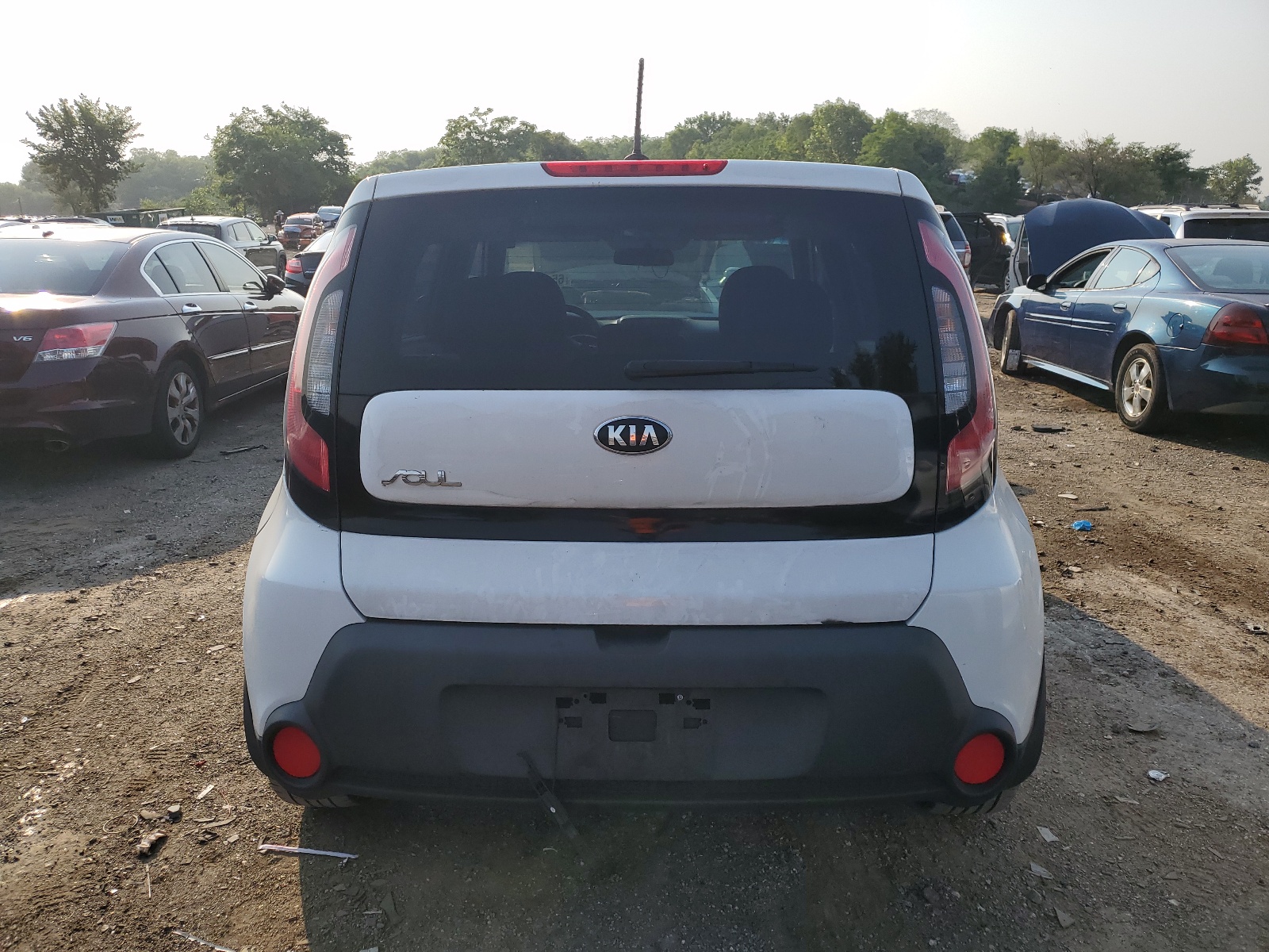 2015 Kia Soul vin: KNDJN2A21F7121766