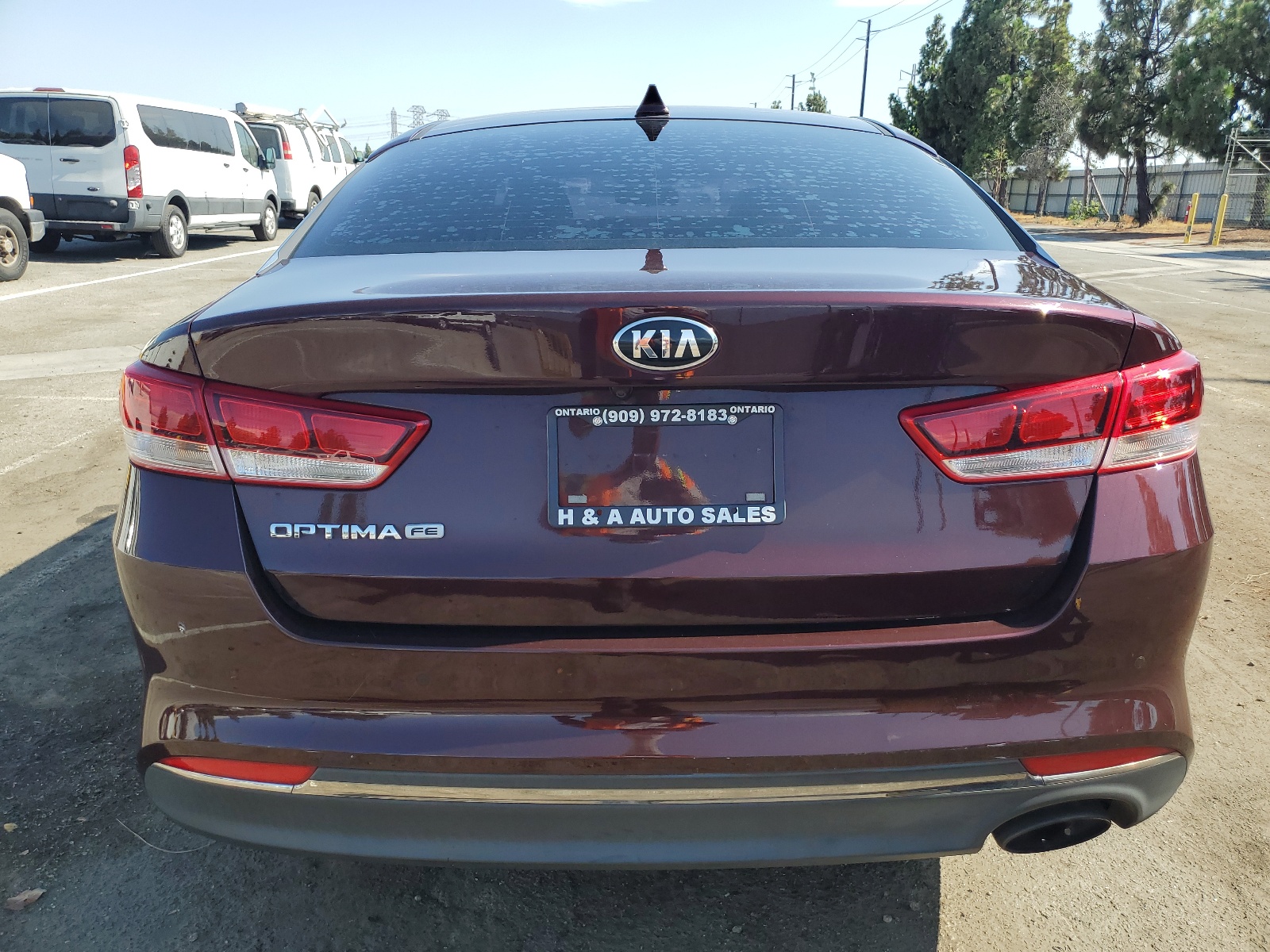 5XXGT4L3XJG224914 2018 Kia Optima Lx