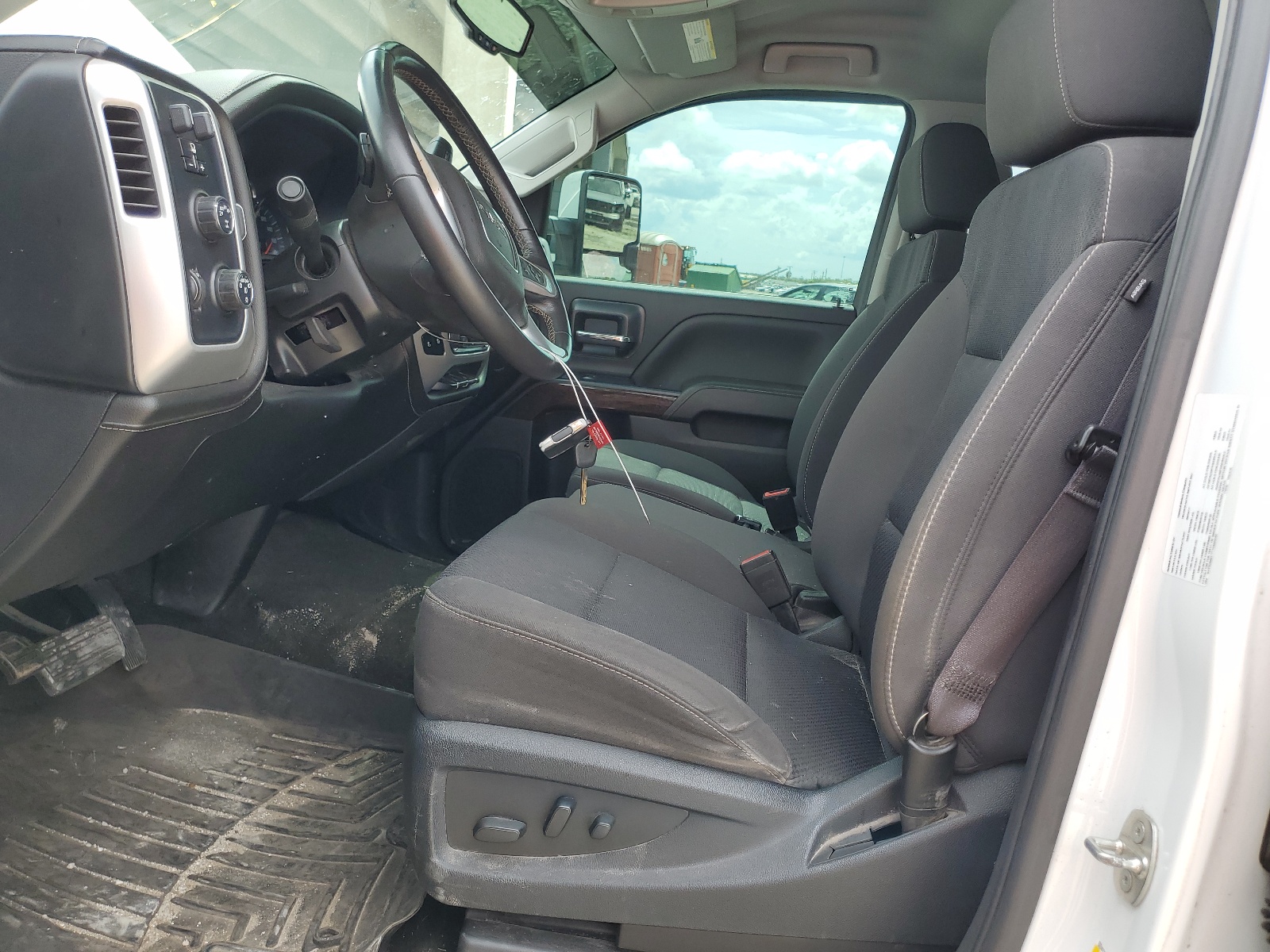 3GTU2MECXHG495546 2017 GMC Sierra K1500 Sle