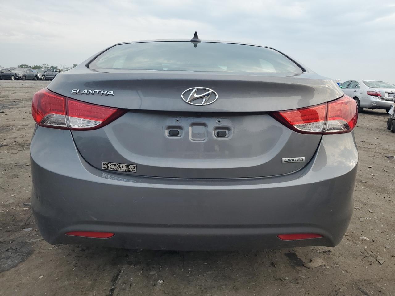 5NPDH4AE0CH103132 2012 Hyundai Elantra Gls