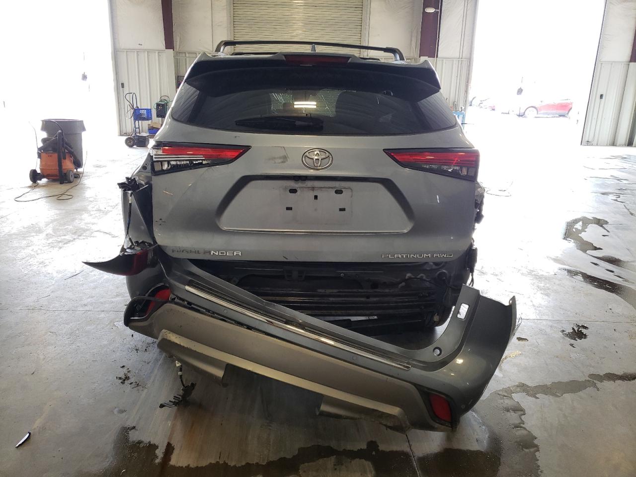 2021 Toyota Highlander Platinum VIN: 5TDFZRBH0MS148353 Lot: 68861234