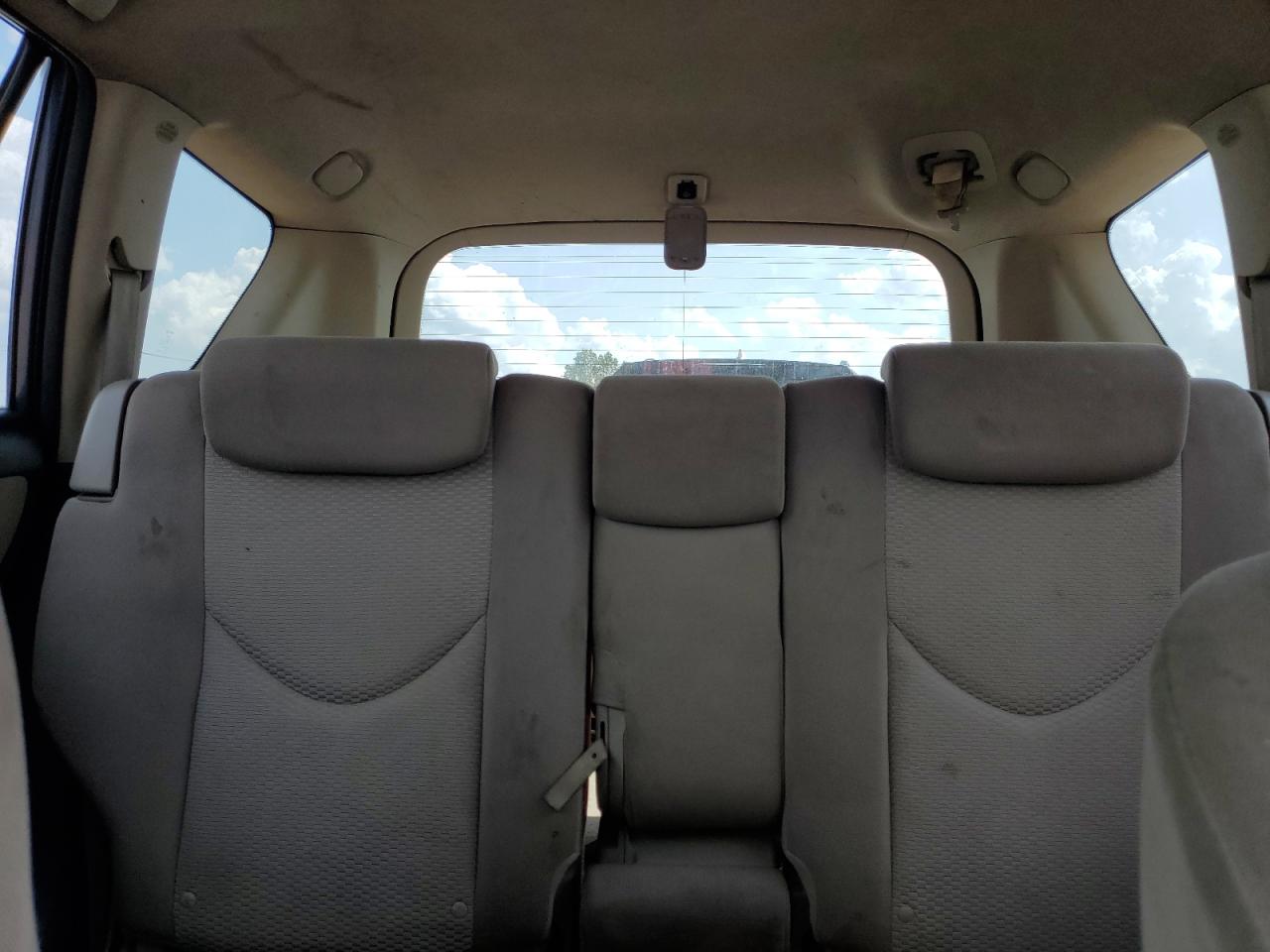 2007 Toyota Rav4 Limited VIN: JTMBD31V075096217 Lot: 69247674