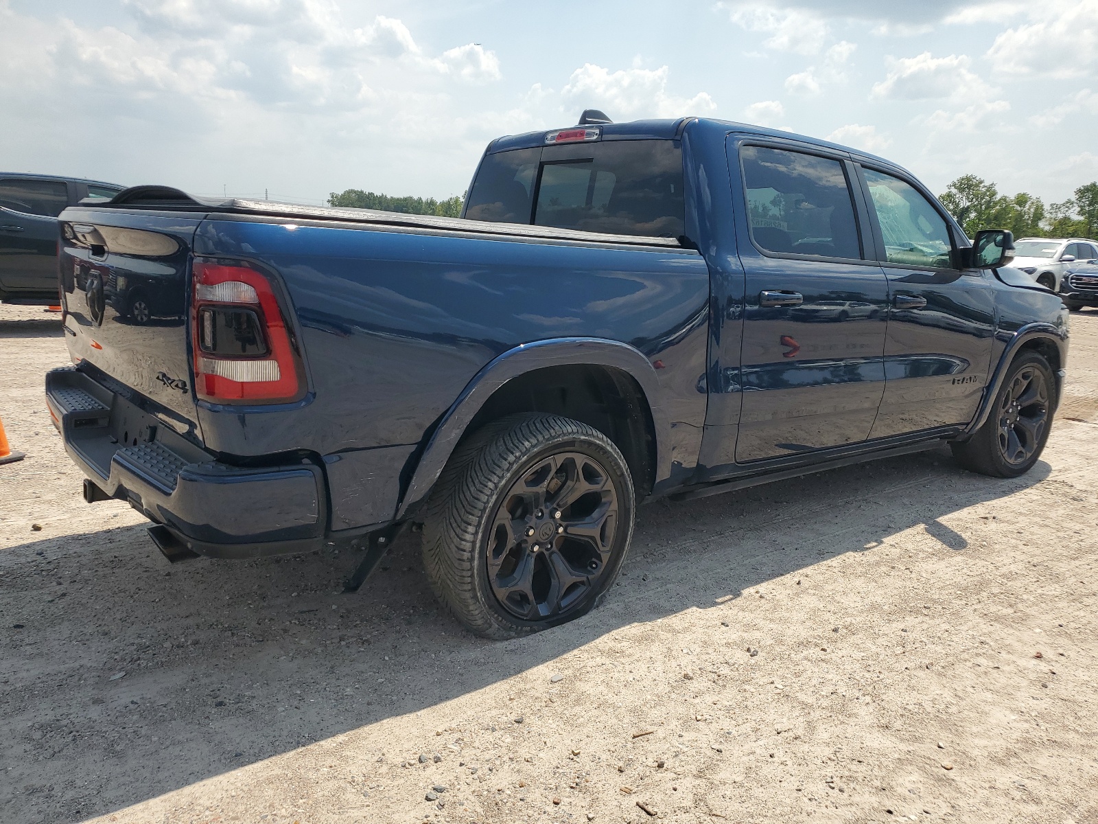 2021 Ram 1500 Limited vin: 1C6SRFHM7MN623950