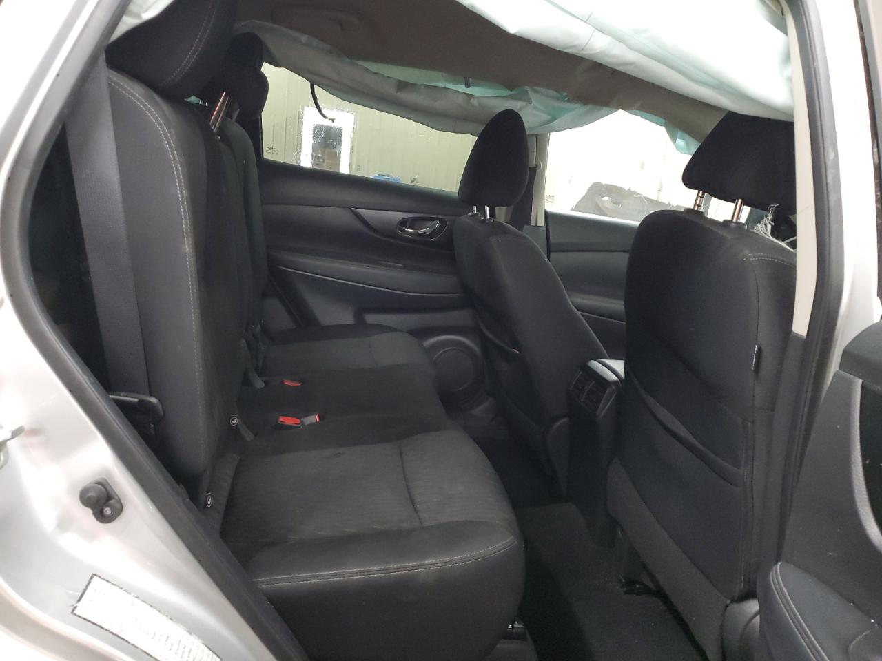 2019 Nissan Rogue - Image 11