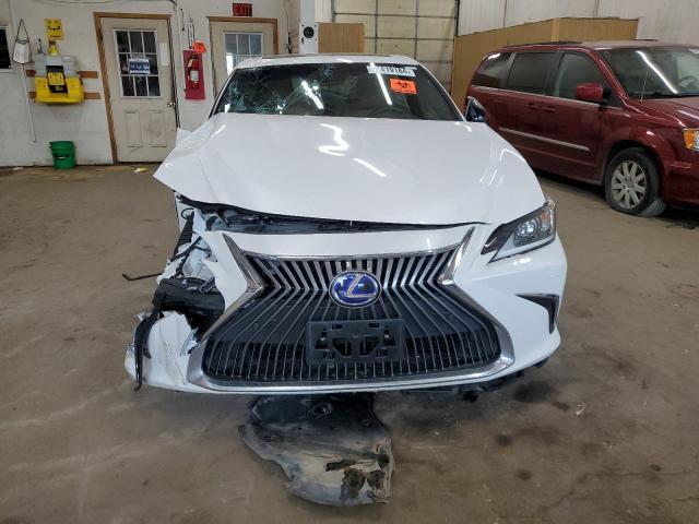  LEXUS ES300 2021 Белы