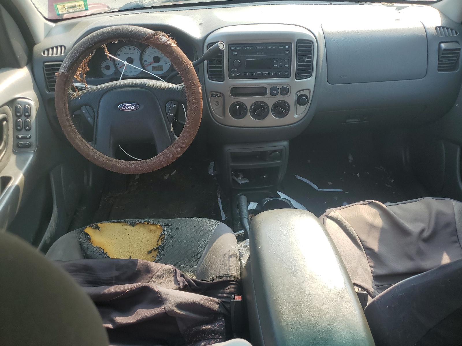 1FMCU93103KC53169 2003 Ford Escape Xlt