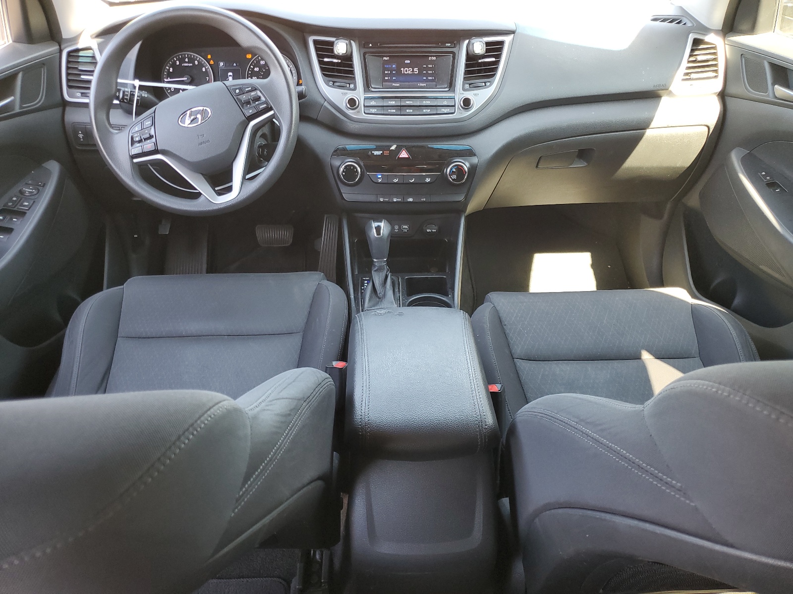 KM8J33A40HU550281 2017 Hyundai Tucson Limited