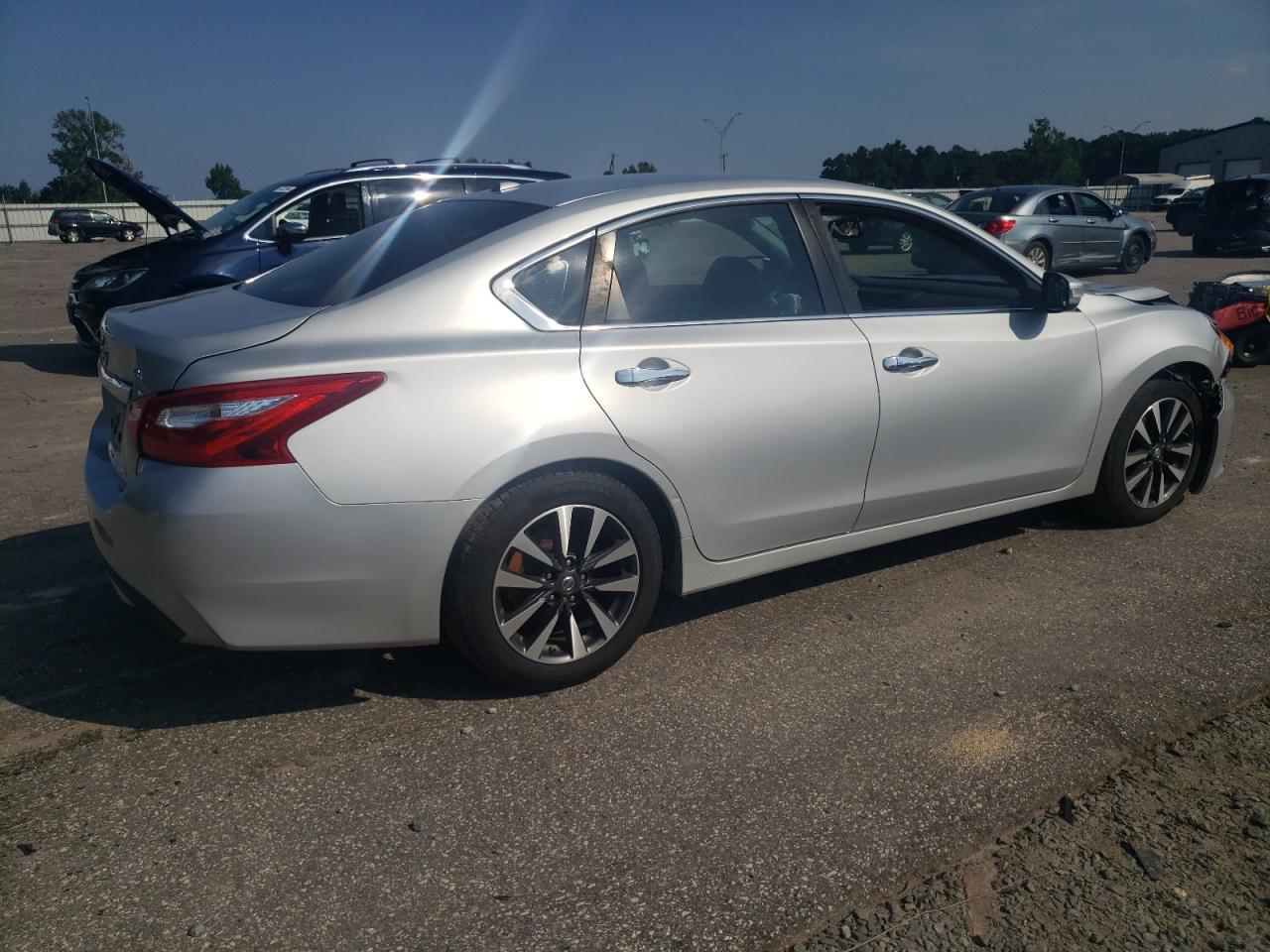 1N4AL3APXHC163652 2017 Nissan Altima 2.5