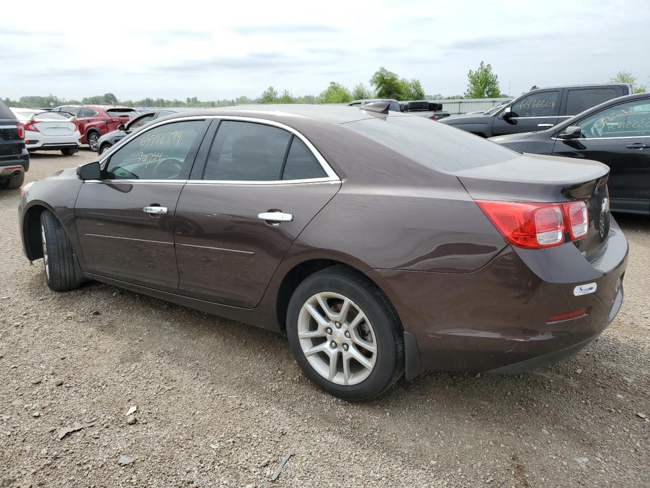 VIN 1G11C5SL8FF340334 2015 CHEVROLET MALIBU no.2