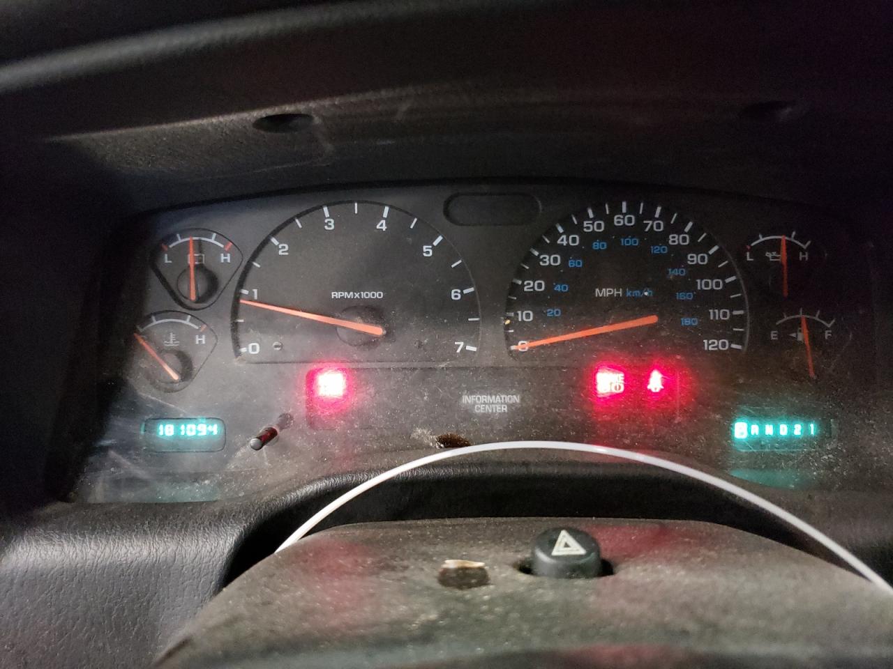 2002 Dodge Durango R/T VIN: 1B4HS78Z52F143189 Lot: 67726314