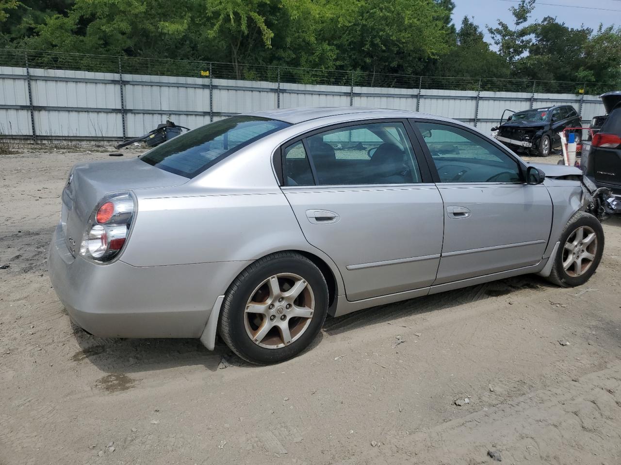 2006 Nissan Altima - Image 3