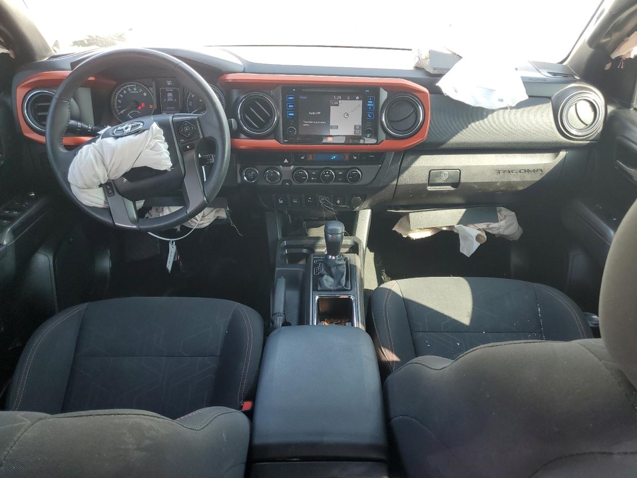 2017 Toyota Tacoma Double Cab VIN: 5TFCZ5ANXHX057741 Lot: 66569054