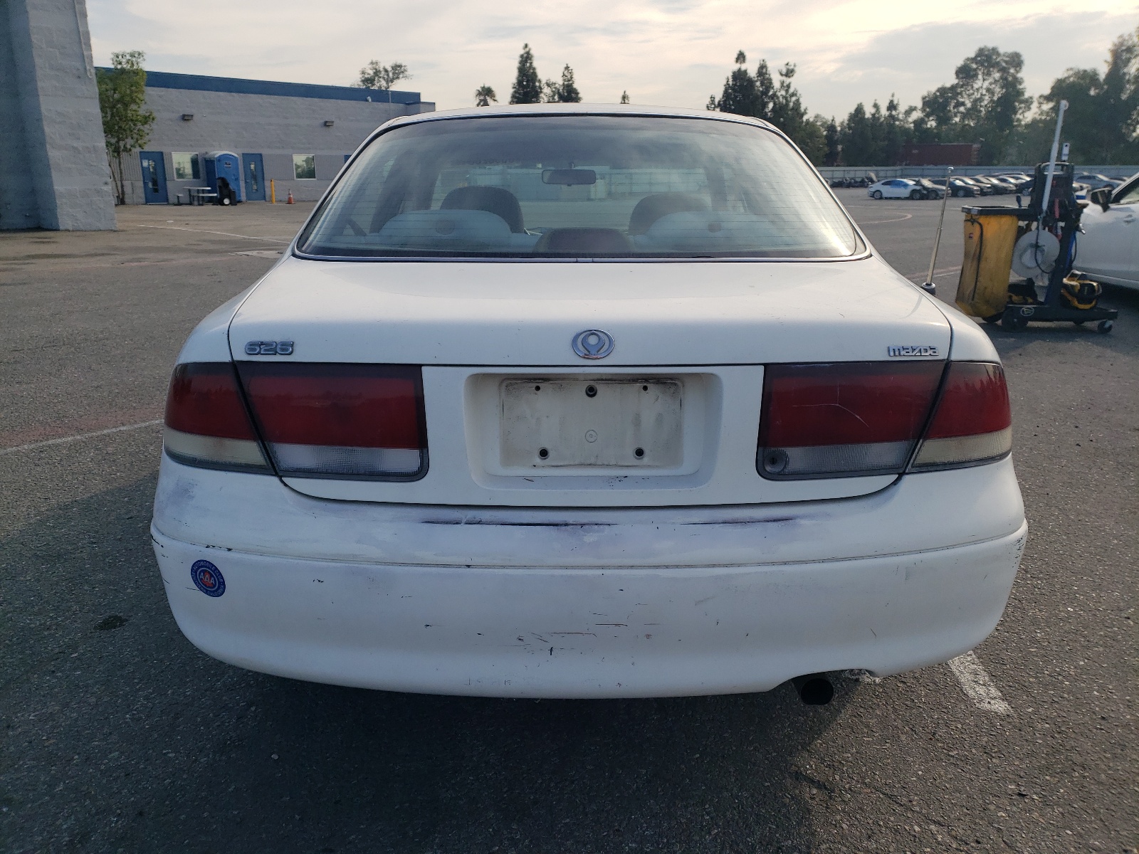 1YVGE22C8R5180132 1994 Mazda 626 Dx