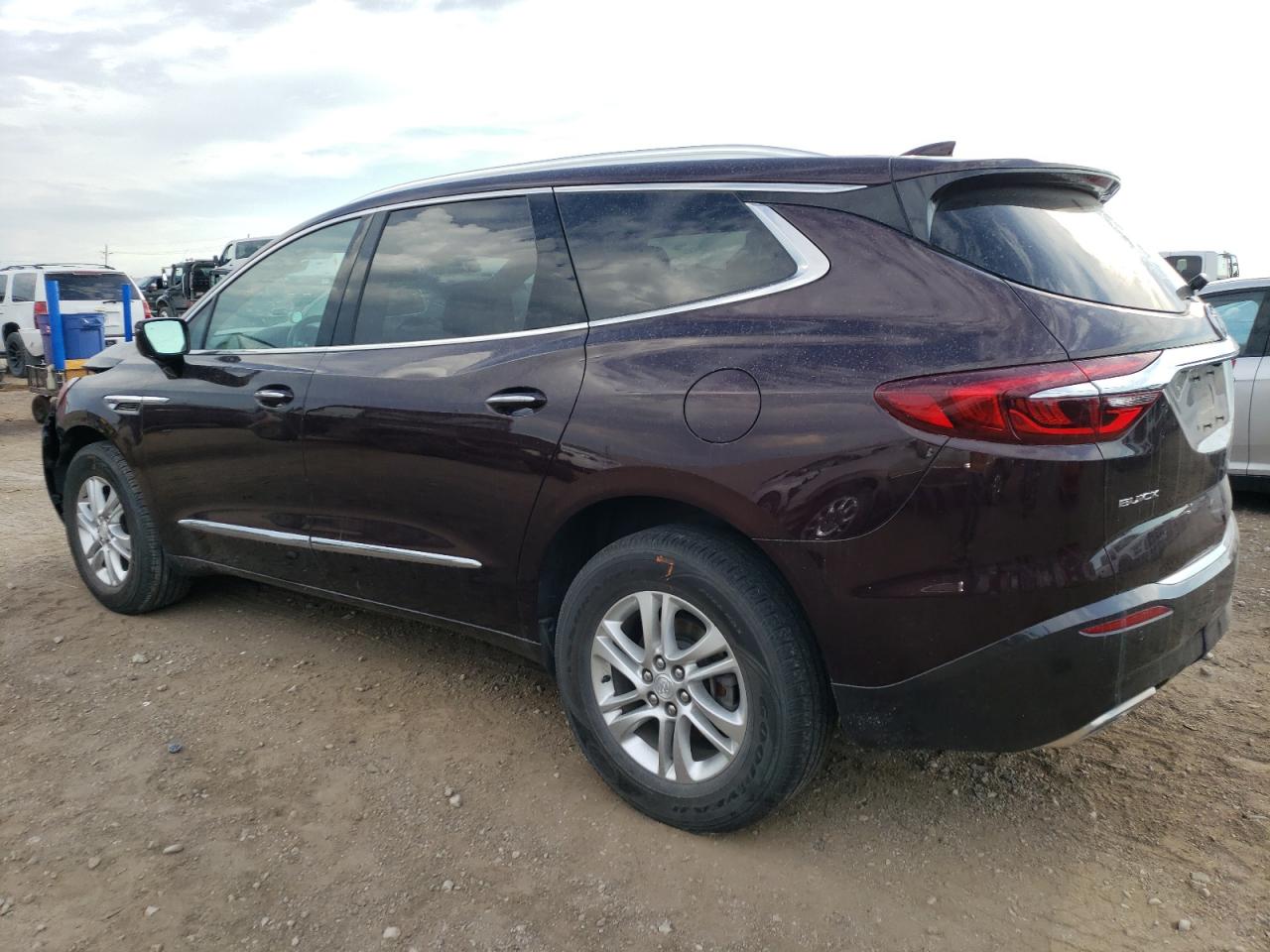 5GAERBKW4JJ150036 2018 BUICK ENCLAVE - Image 2