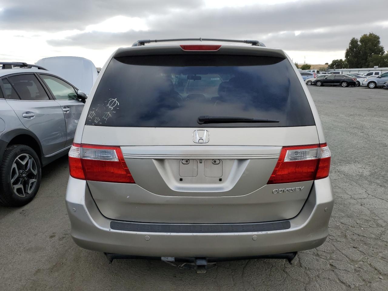 2005 Honda Odyssey Exl VIN: 5FNRL38605B051502 Lot: 68576724
