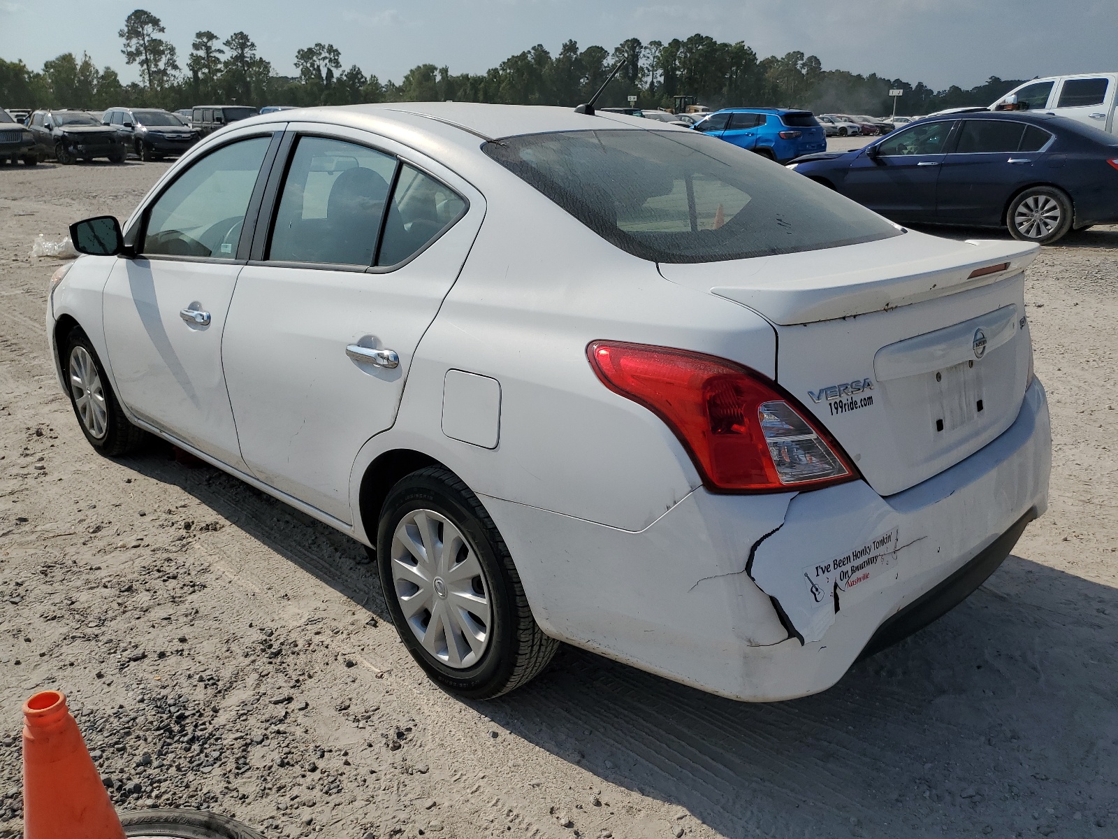 3N1CN7APXJL851278 2018 Nissan Versa S