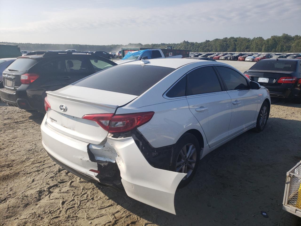2016 Hyundai Sonata - Image 3