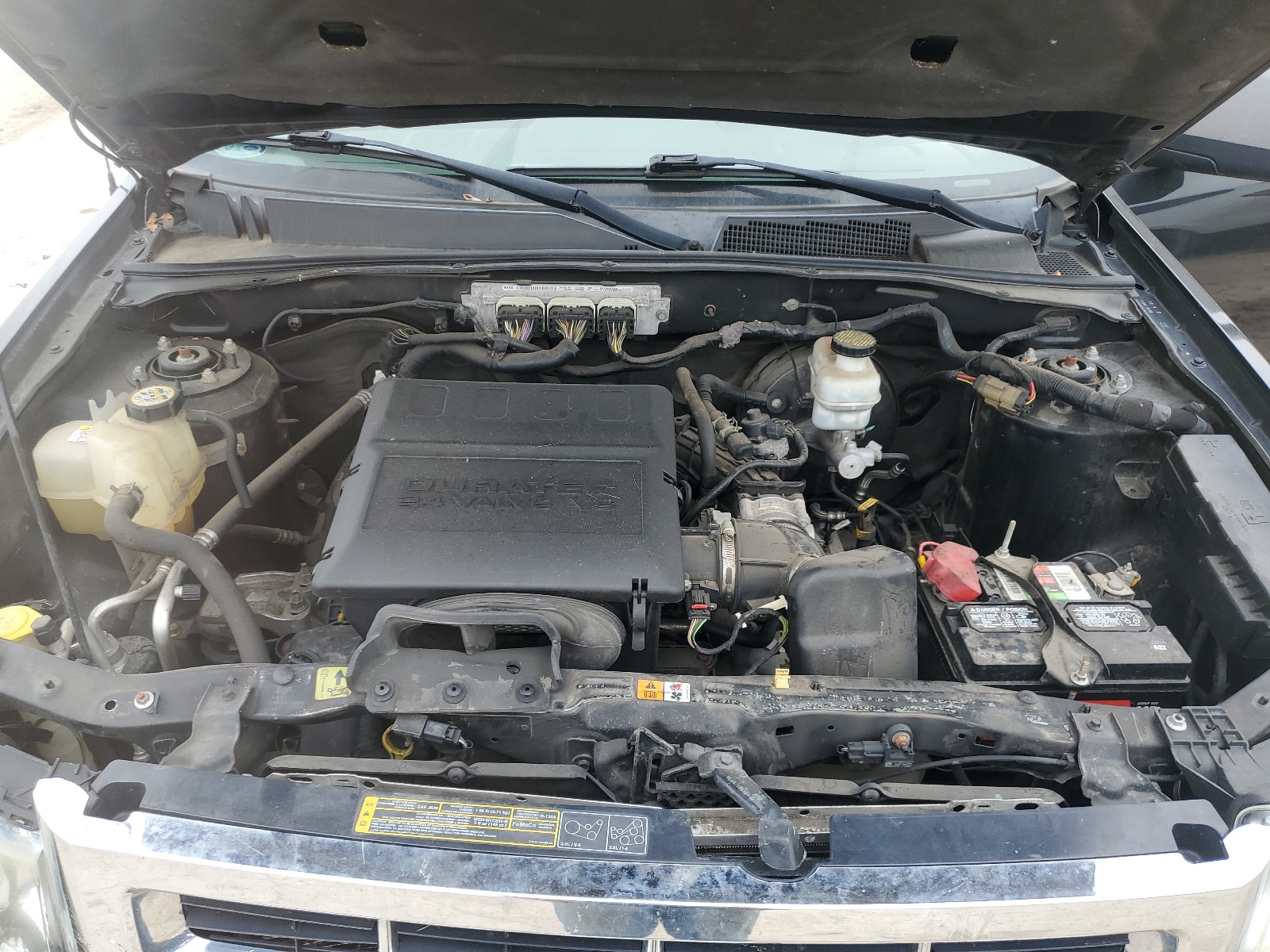 1FMCU0DG7AKB75615 2010 Ford Escape Xlt