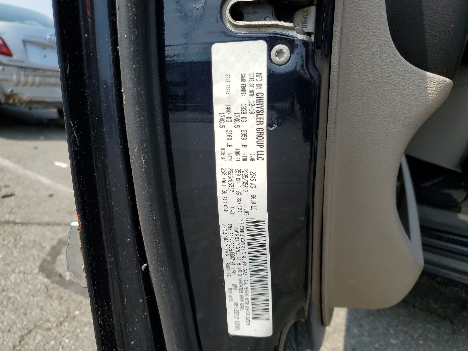 2A4RR8DG8BR607401 2011 Chrysler Town & Country Touring L