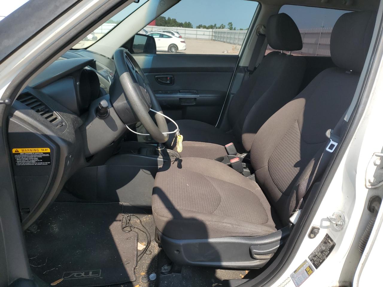 2011 Kia Soul VIN: KNDJT2A16B7285098 Lot: 66369914