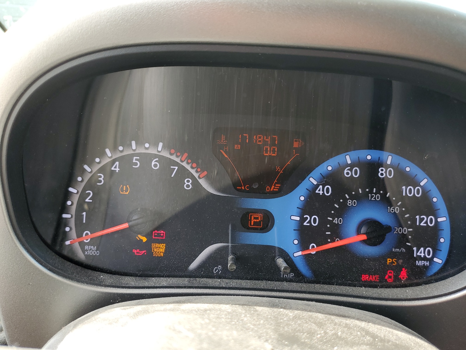 JN8AZ2KR5CT256031 2012 Nissan Cube Base