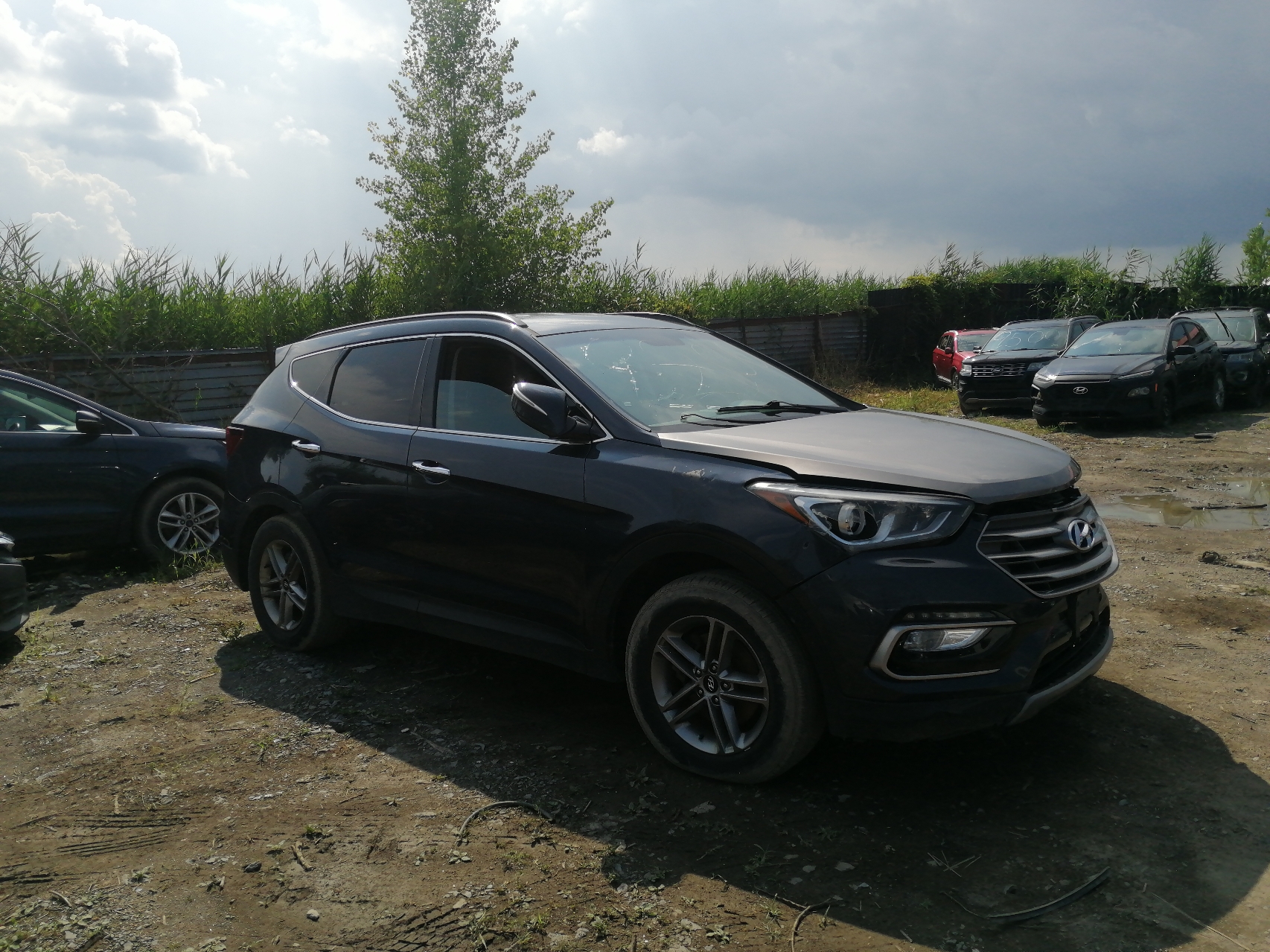 2017 Hyundai Santa Fe Sport vin: 5XYZU3LB5HG468368