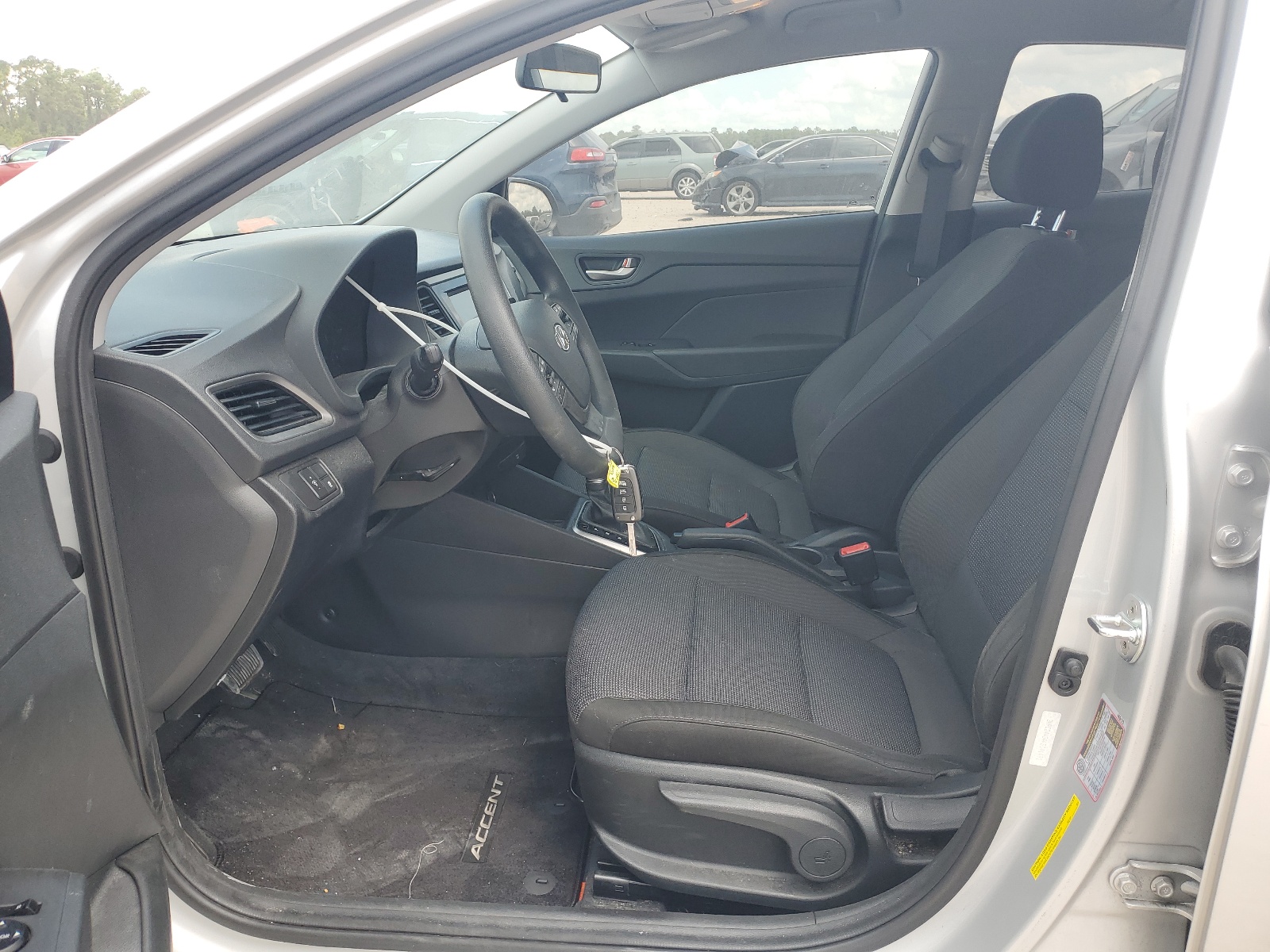 3KPC24A34KE041491 2019 Hyundai Accent Se