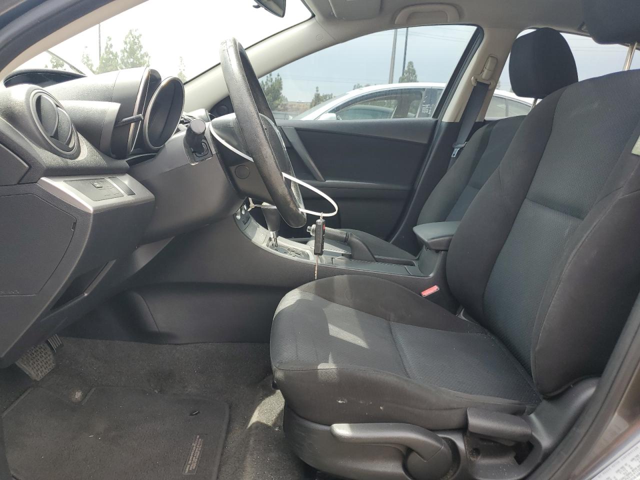 2011 Mazda 3 I VIN: JM1BL1VG8B1439634 Lot: 65773454