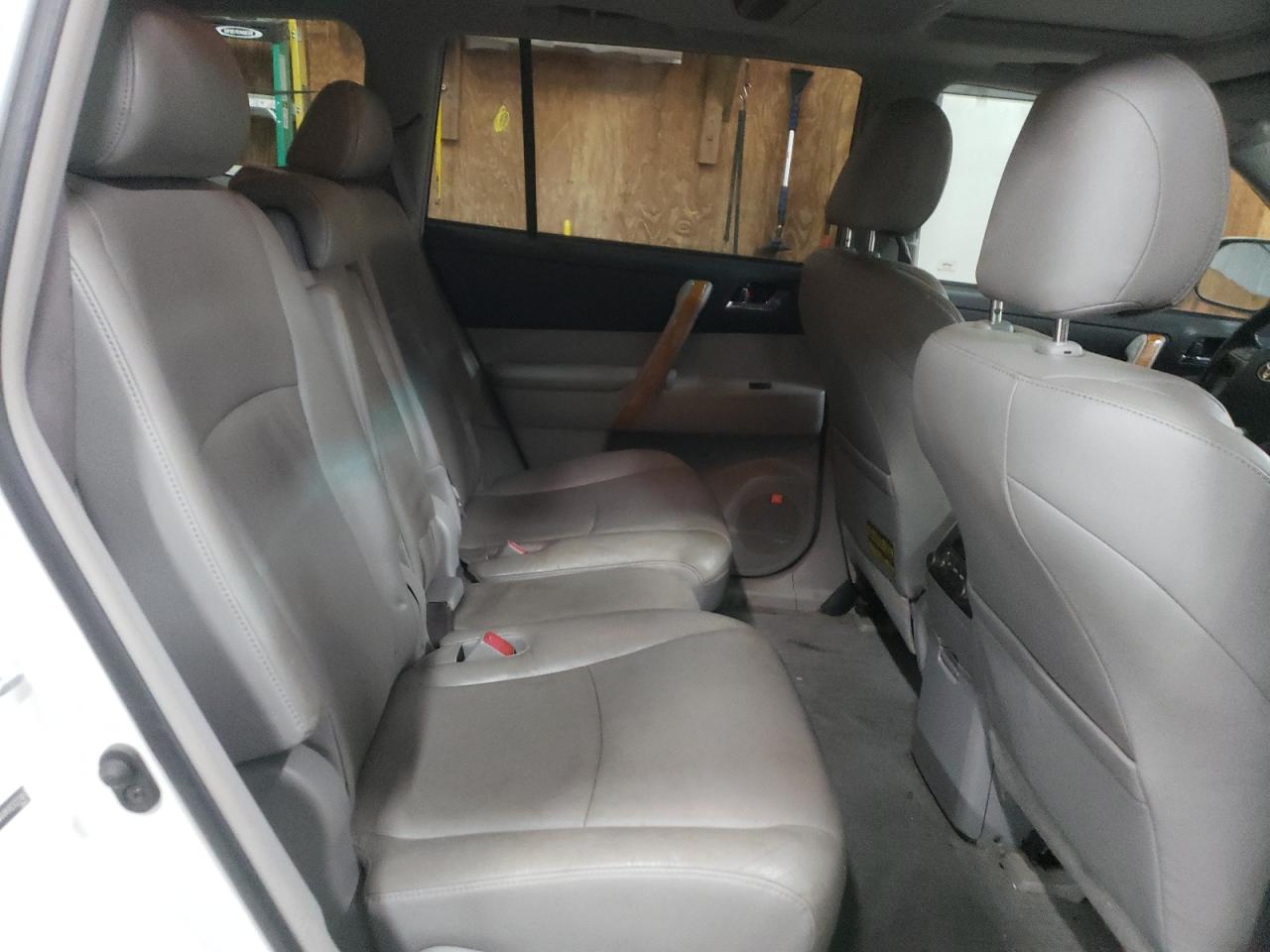 2008 Toyota Highlander Hybrid Limited VIN: JTEEW44A982022461 Lot: 64910934