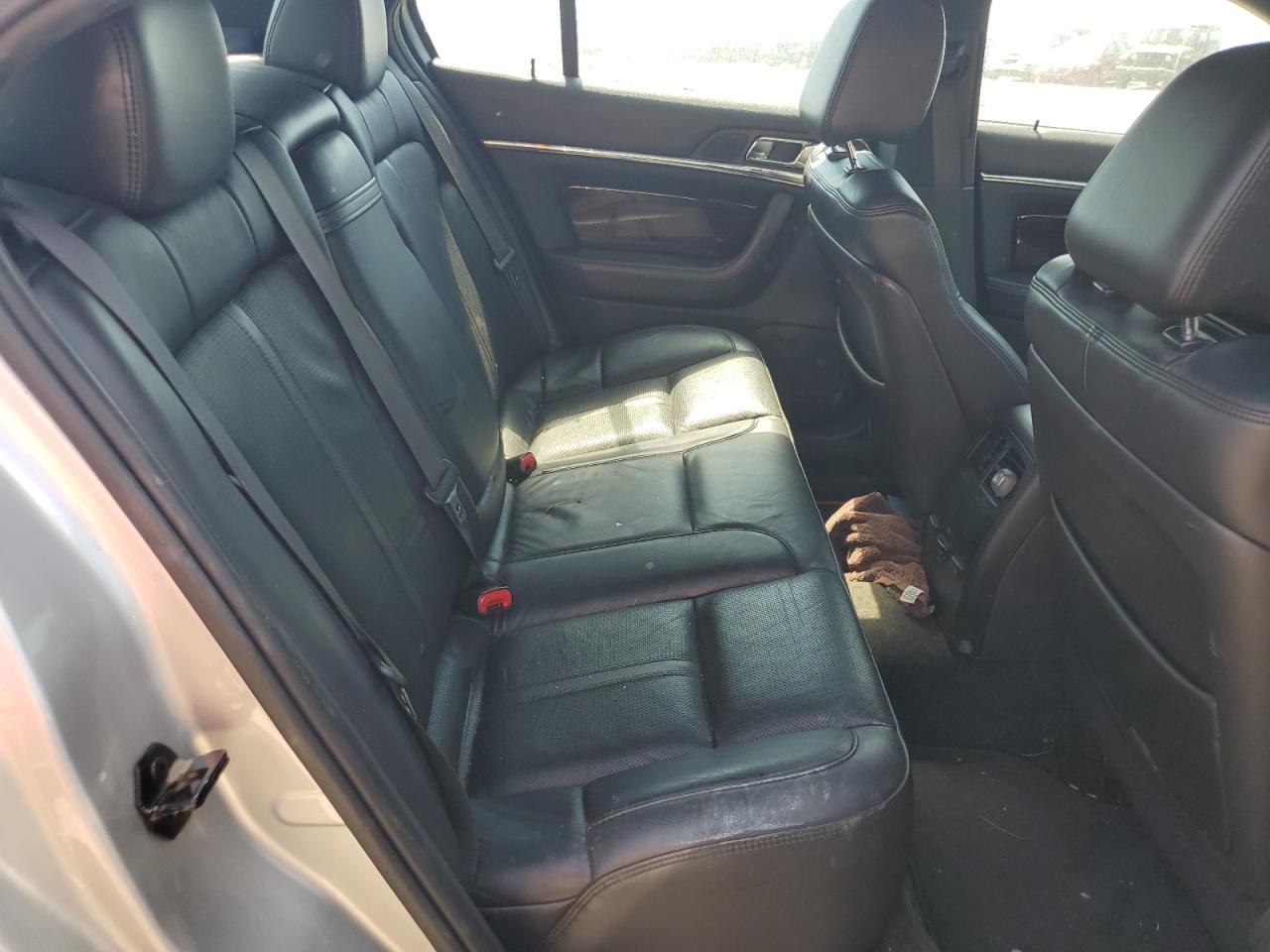 2012 Lincoln Mks VIN: 1LNHL9DR8CG800415 Lot: 68419344