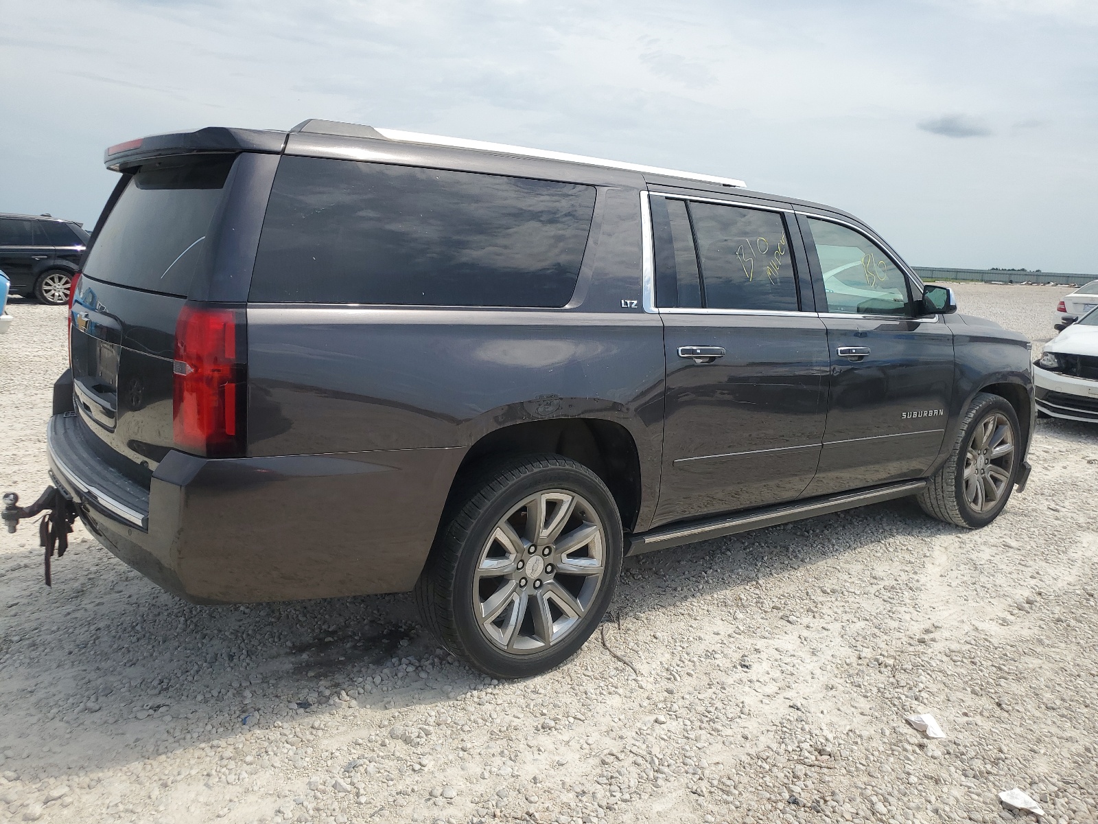 2016 Chevrolet Suburban C1500 Ltz vin: 1GNSCJKC6GR300703