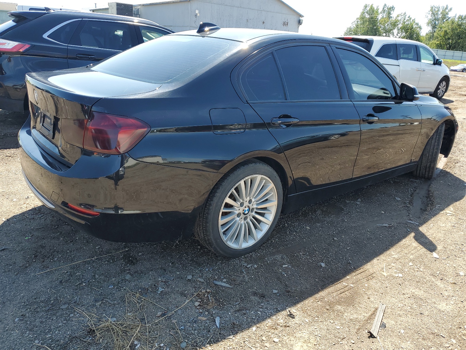 2013 BMW 320 I xDrive vin: WBA3C3C56DF978614