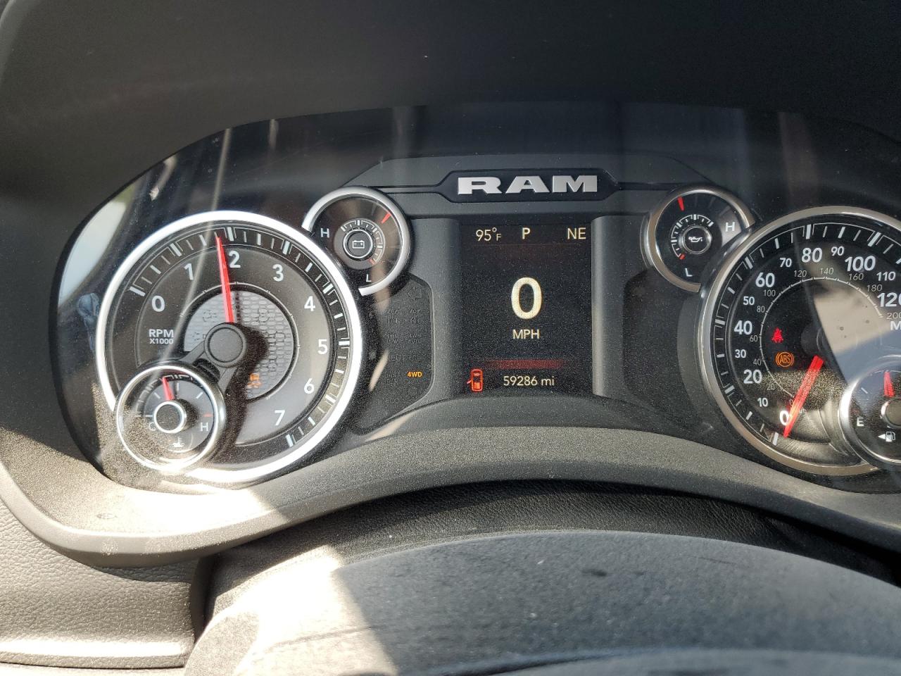 2019 Ram 2500 Big Horn VIN: 3C6UR5DJ8KG698323 Lot: 64686244