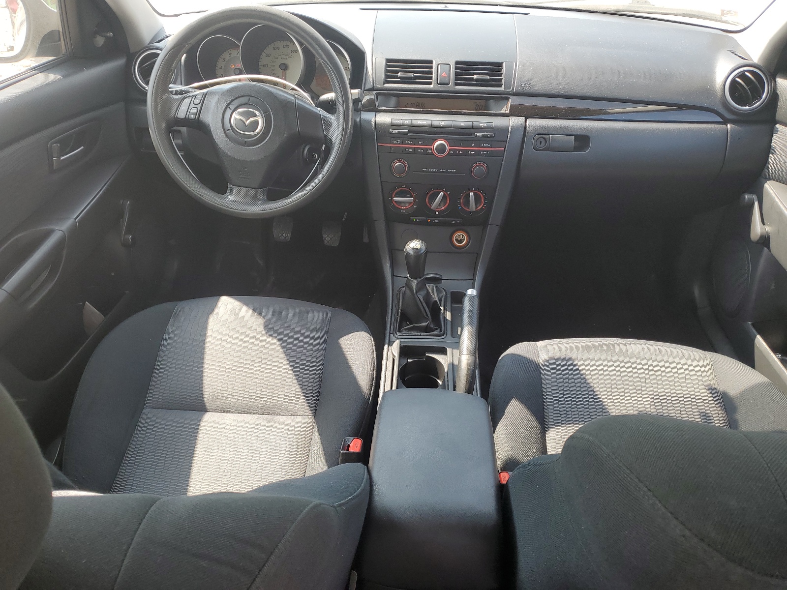 JM1BK12G681844570 2008 Mazda 3 I