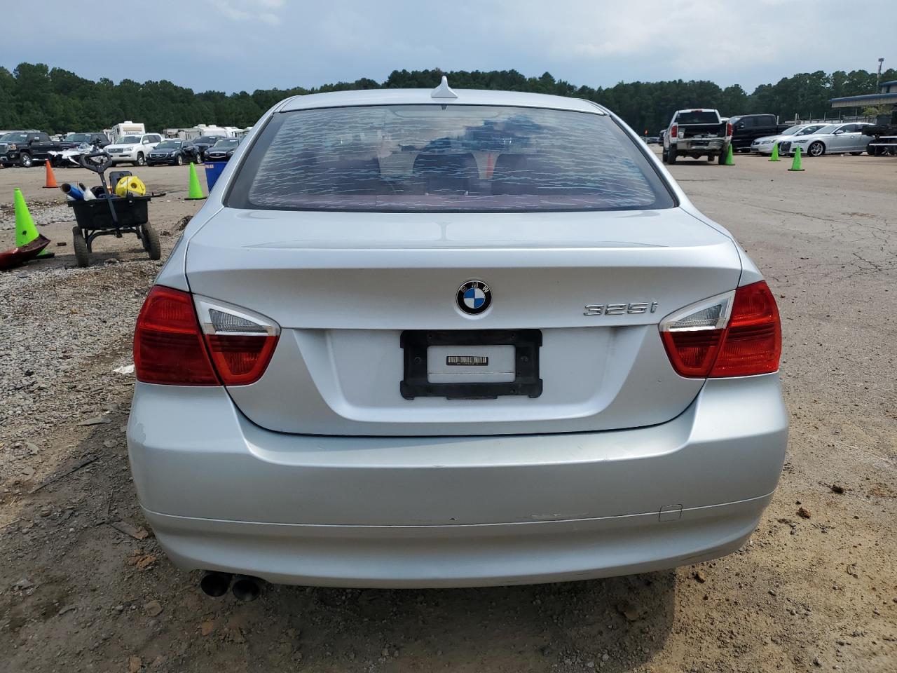 WBAVB13556K000146 2006 BMW 325 I