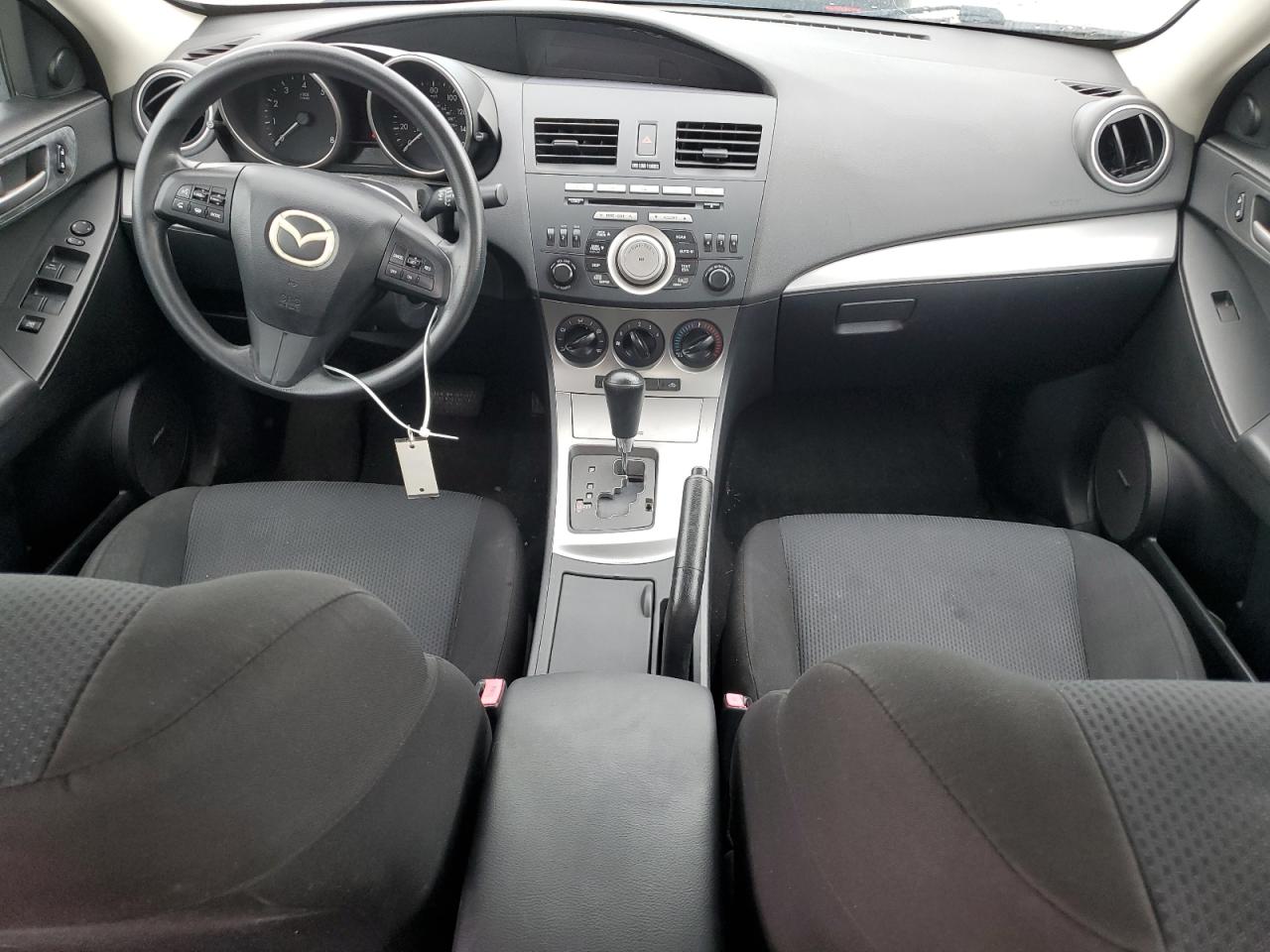 JM1BL1VG1B1390180 2011 Mazda 3 I