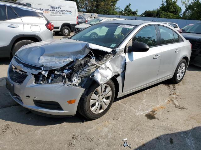 Sedans CHEVROLET CRUZE 2013 Srebrny