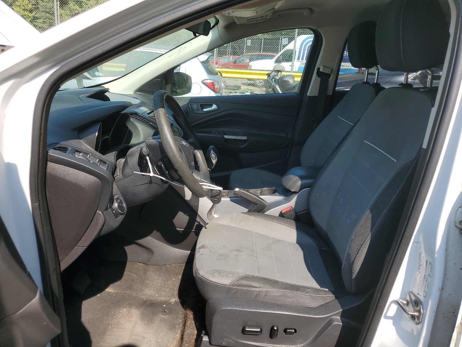 1FMCU9GX5EUE28439 2014 Ford Escape Se