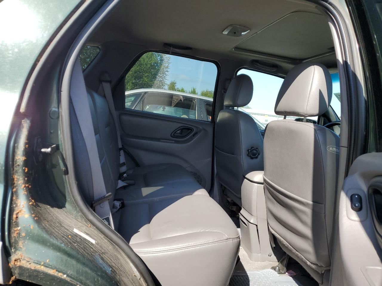 2002 Ford Escape Xlt VIN: 1FMCU04172KA69355 Lot: 64265444