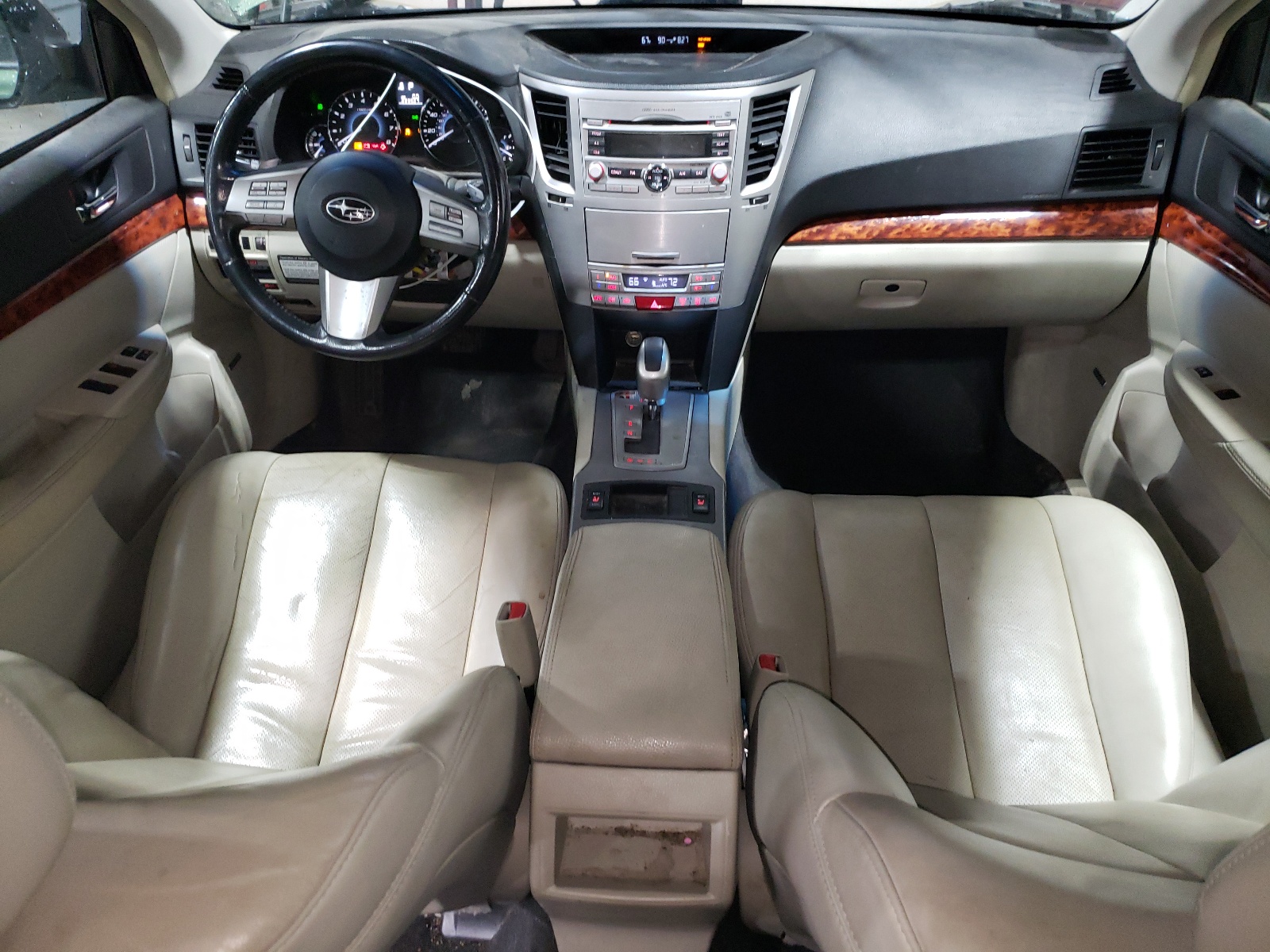 4S4BRCKC1A3312976 2010 Subaru Outback 2.5I Limited