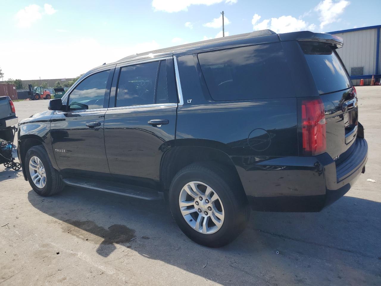 1GNSCBKC6JR204969 2018 CHEVROLET TAHOE - Image 2