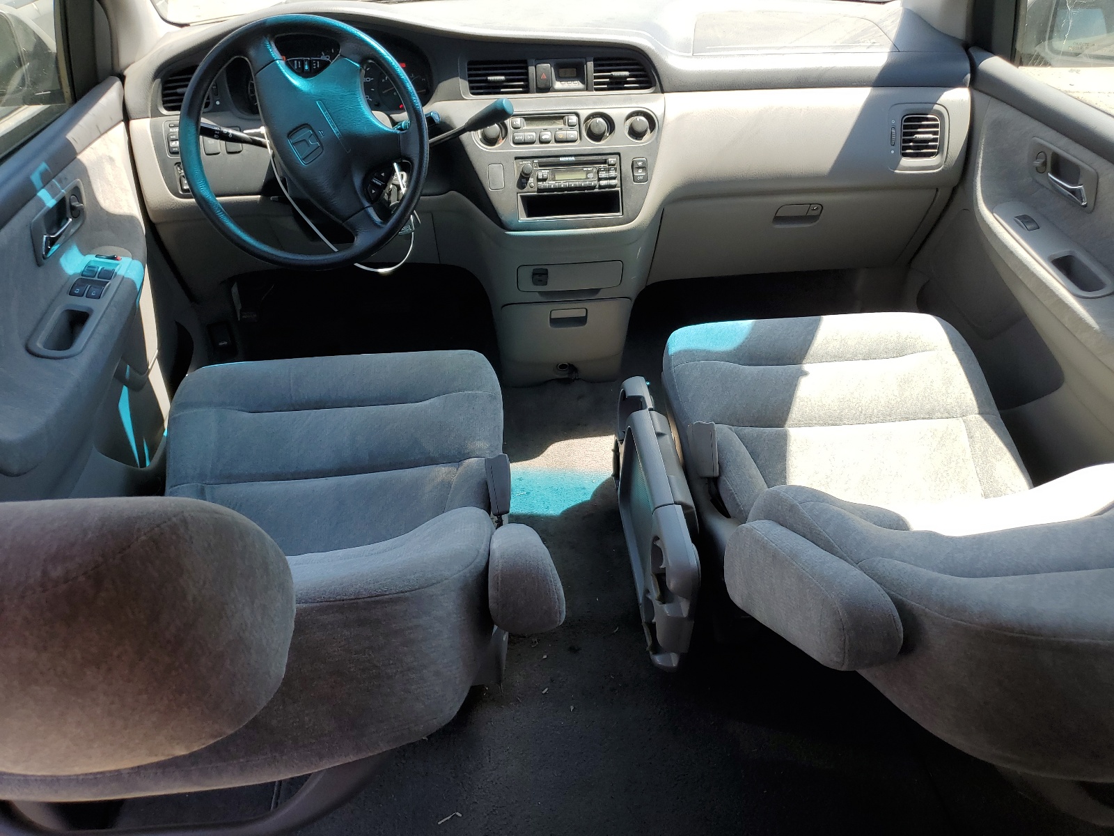 2HKRL1867YH584425 2000 Honda Odyssey Ex