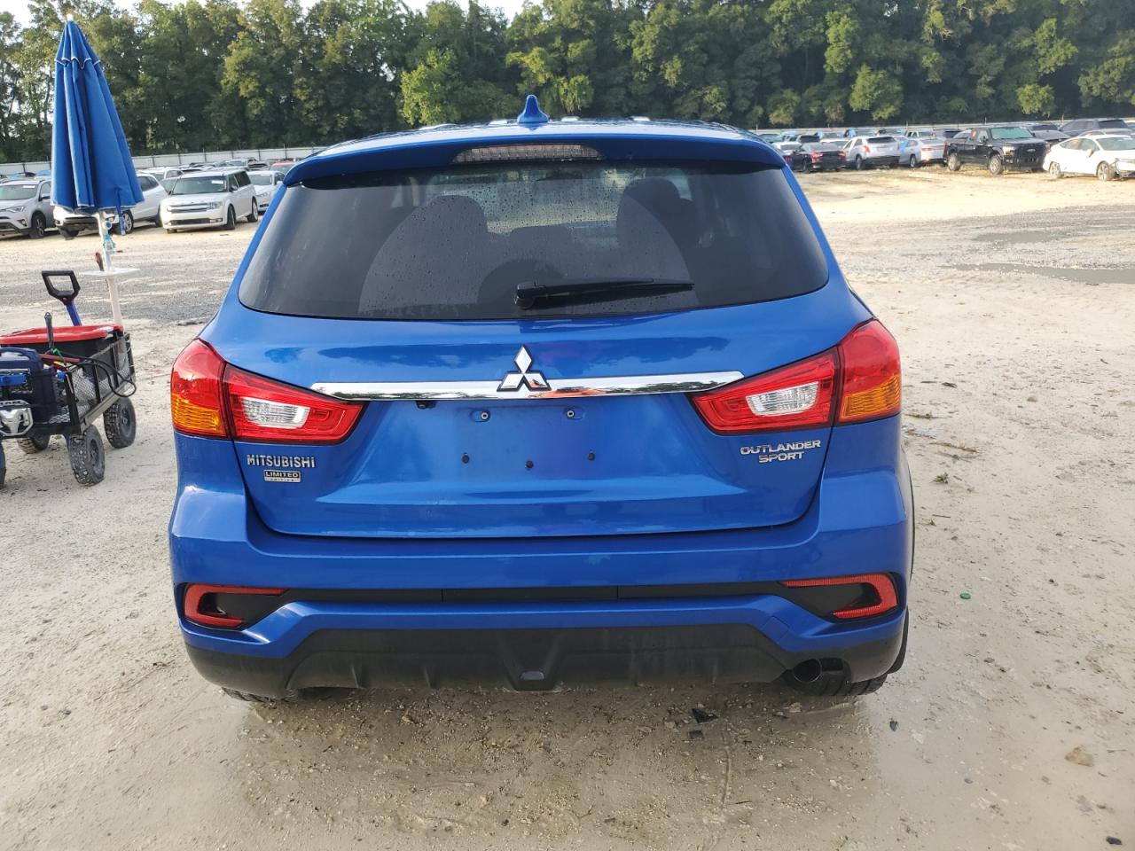 JA4AP3AU6JU014573 2018 Mitsubishi Outlander Sport Es