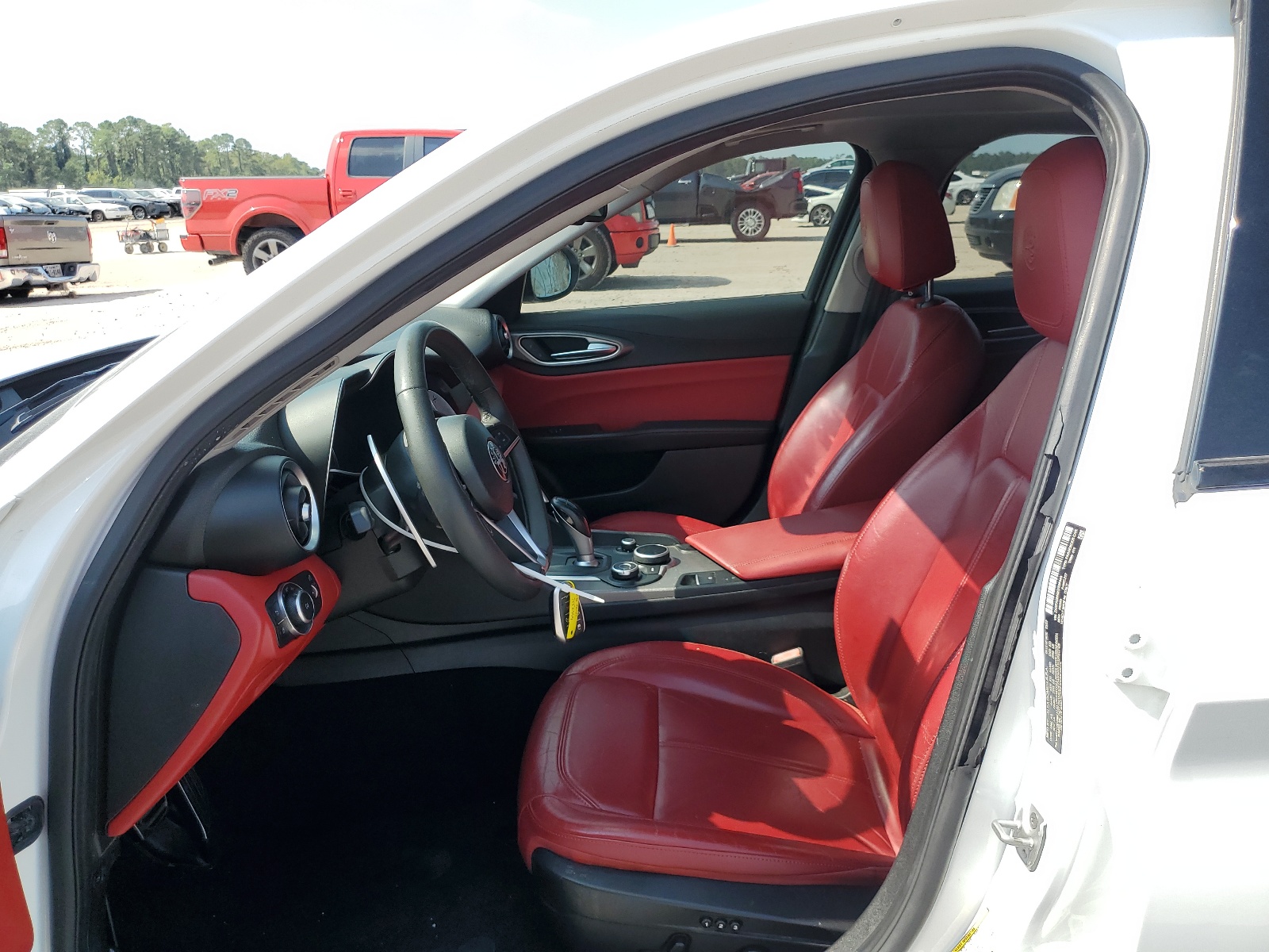 ZARFAEBN0H7556444 2017 Alfa Romeo Giulia