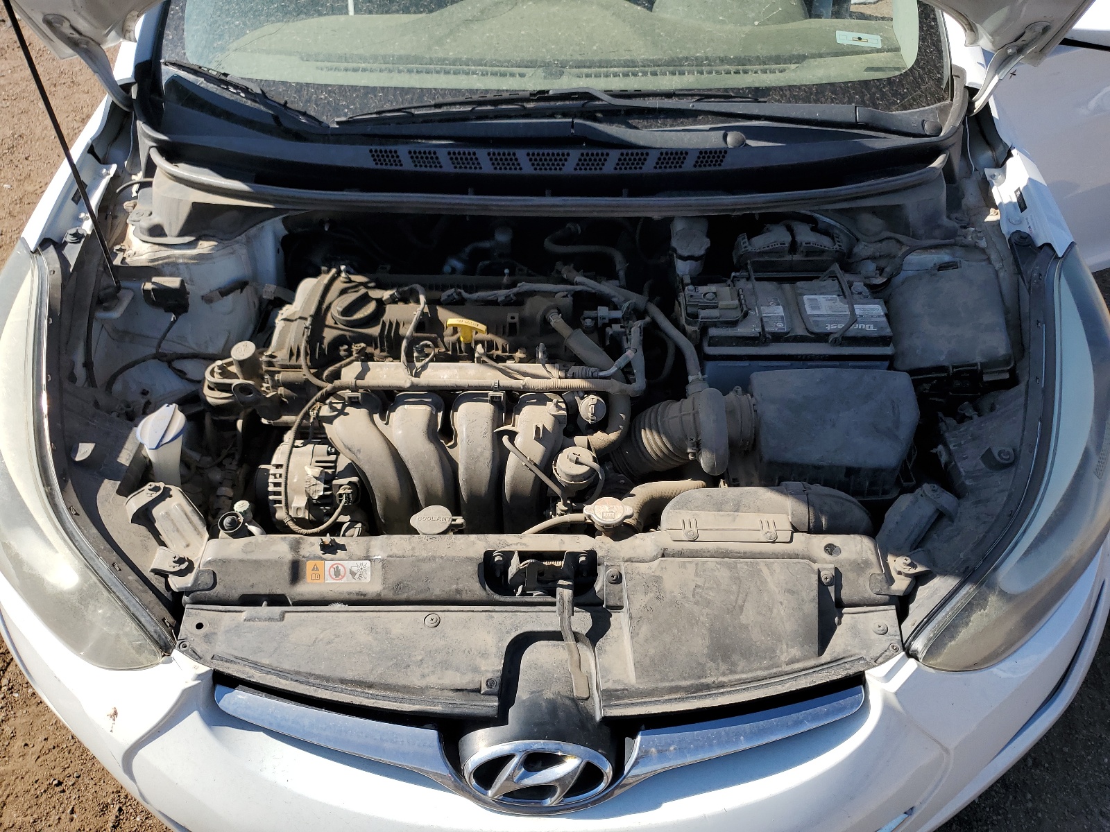 5NPDH4AE1GH741671 2016 Hyundai Elantra Se