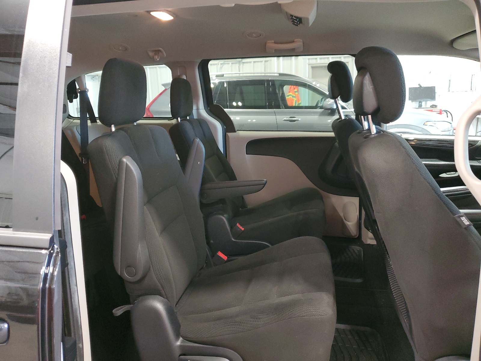 2C4RDGBG3GR350592 2016 Dodge Grand Caravan Se